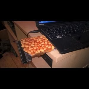 Meet your Posher, Roxy